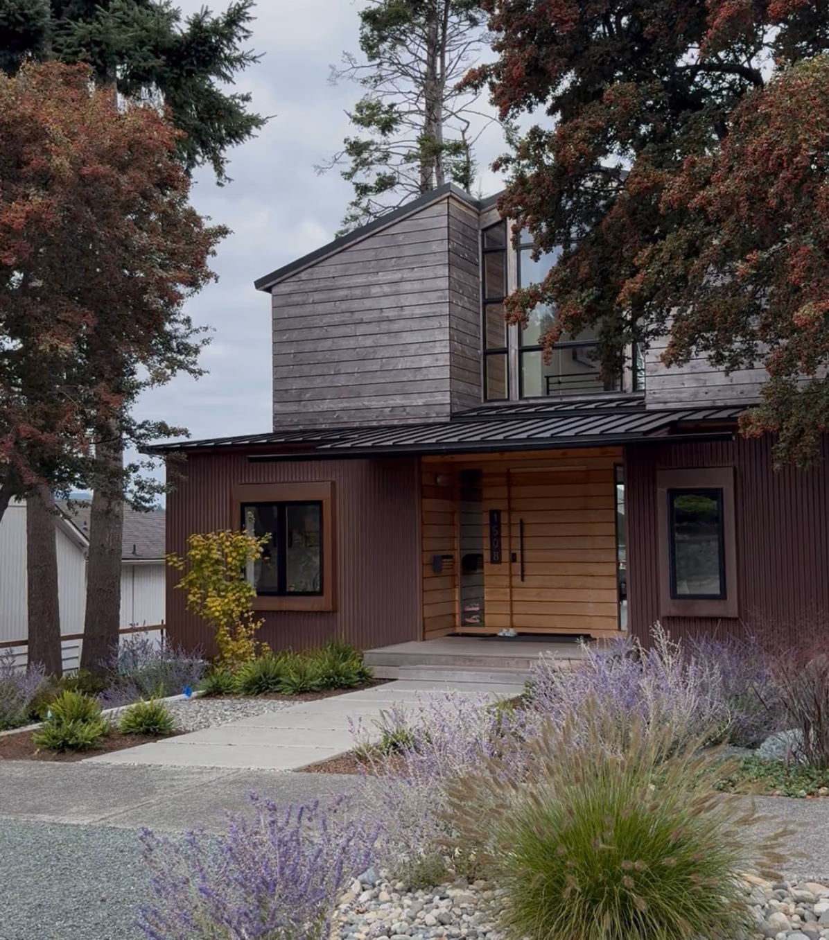 Front yard landscaping in Anacortes, WA